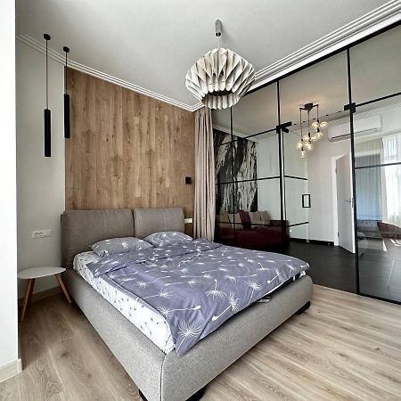 Sea Symphony 3-Bedrooms Lux Apartment Odessa Dış mekan fotoğraf