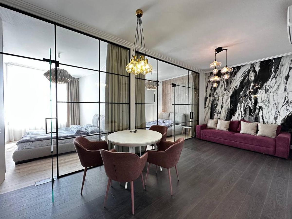 Sea Symphony 3-Bedrooms Lux Apartment Odessa Dış mekan fotoğraf