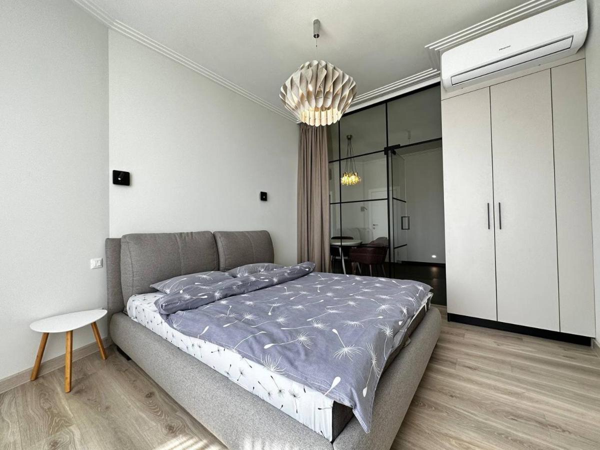 Sea Symphony 3-Bedrooms Lux Apartment Odessa Dış mekan fotoğraf