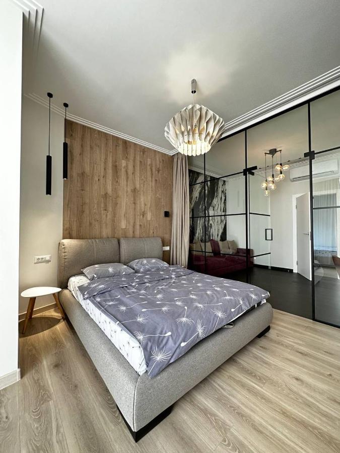Sea Symphony 3-Bedrooms Lux Apartment Odessa Dış mekan fotoğraf