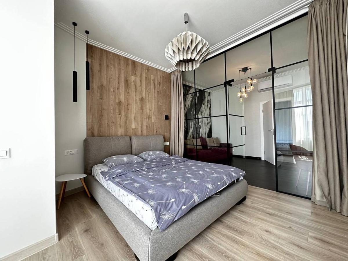 Sea Symphony 3-Bedrooms Lux Apartment Odessa Dış mekan fotoğraf