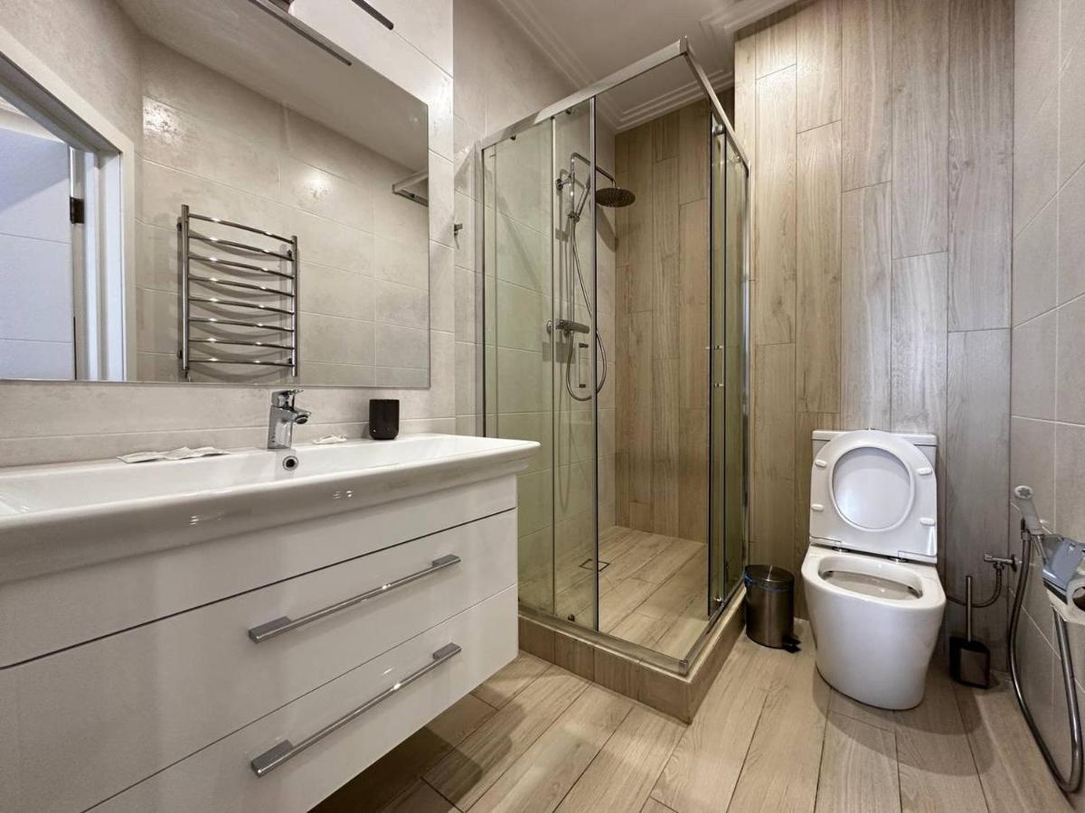 Sea Symphony 3-Bedrooms Lux Apartment Odessa Dış mekan fotoğraf