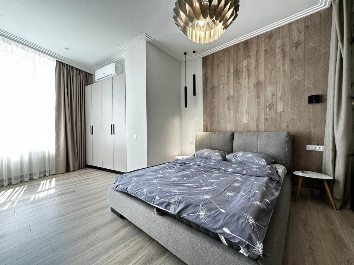 Sea Symphony 3-Bedrooms Lux Apartment Odessa Dış mekan fotoğraf