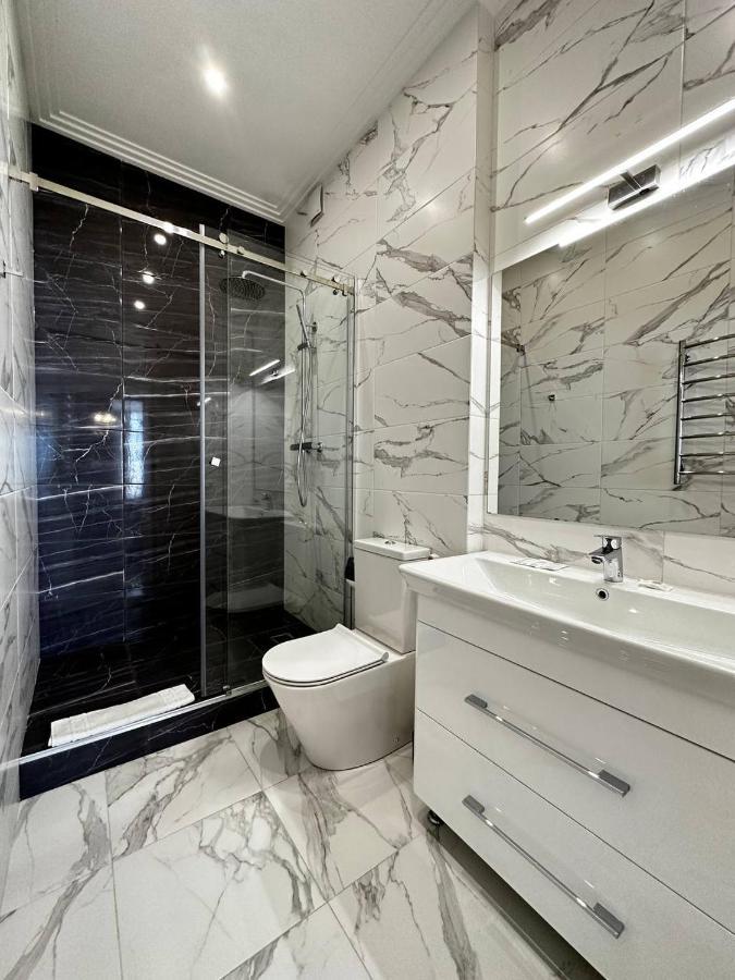 Sea Symphony 3-Bedrooms Lux Apartment Odessa Dış mekan fotoğraf
